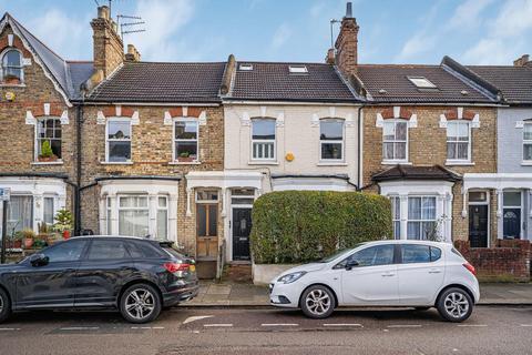 2 bedroom flat for sale, Cheshire Road, London, N22