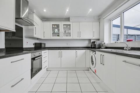 3 bedroom terraced house for sale, Battery Hill, Southampton SO32