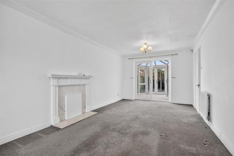 4 bedroom detached house for sale, Hamilton Drive East, York