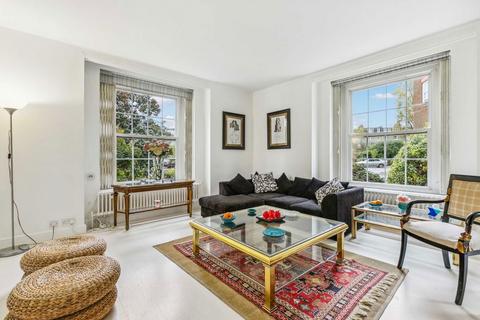 4 bedroom flat to rent, Fitzjames Avenue, London W14