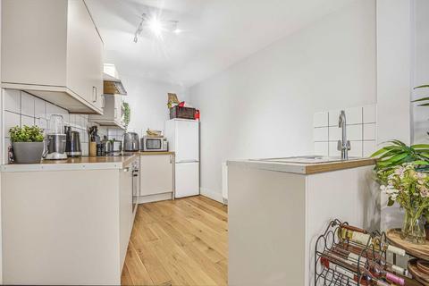 1 bedroom flat to rent, Hammersmith Grove, London W6