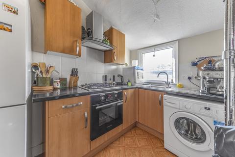 1 bedroom apartment to rent, Cavendish Road, London, SW12