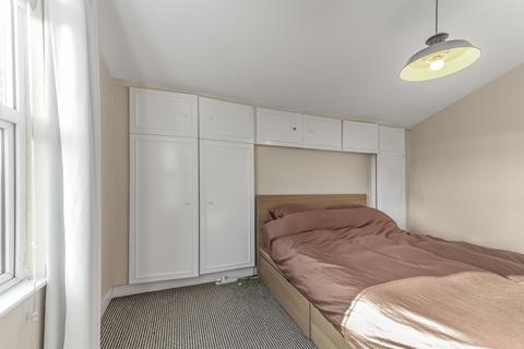 1 bedroom apartment to rent, Cavendish Road, London, SW12