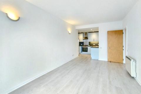 1 bedroom flat for sale, Flat 54 Regatta Point, 38 Kew Bridge Road, Brentford, Middlesex, TW8 0EB
