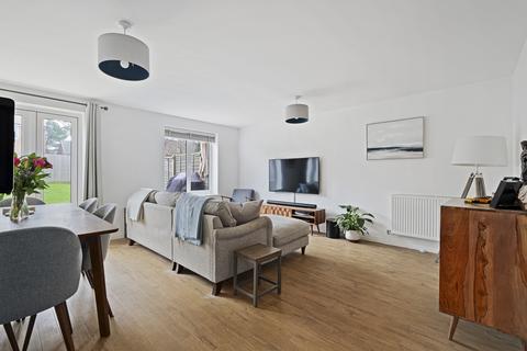 3 bedroom semi-detached house for sale, Bowers Drive, Bursledon SO31