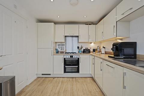 3 bedroom semi-detached house for sale, Bowers Drive, Bursledon SO31