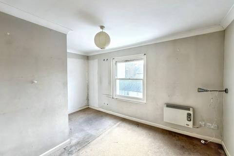 undefined, Flat 14 Iona House, Nelson Street, Aldershot, Hampshire, GU11 1HF