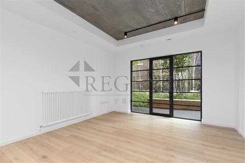 1 bedroom apartment to rent, Agar House, Orchard Place, E14
