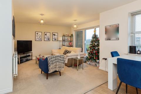2 bedroom apartment for sale, Pondecroft, Aylesbury