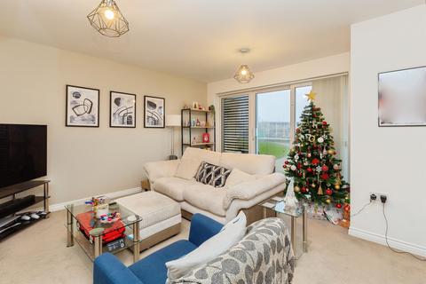 2 bedroom apartment for sale, Pondecroft, Aylesbury