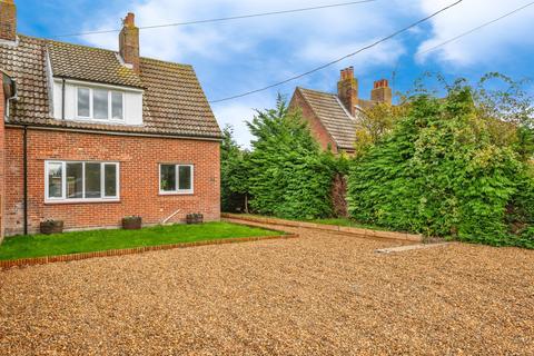 3 bedroom semi-detached house for sale, Chapel Road, Hainford, Norwich