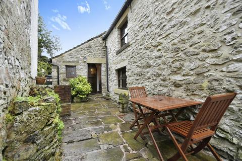 undefined, Main Street, Taddington, Buxton