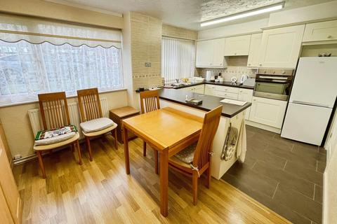 3 bedroom semi-detached house for sale, Amberley Green, Birmingham, B43