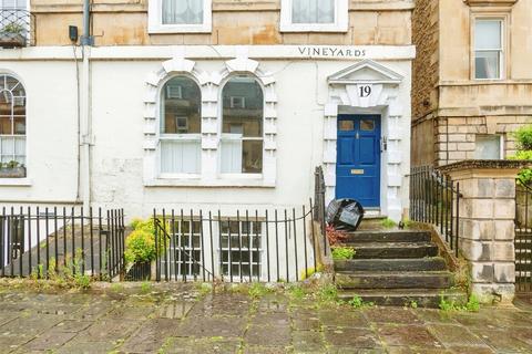 2 bedroom apartment for sale, Vineyards, Bath