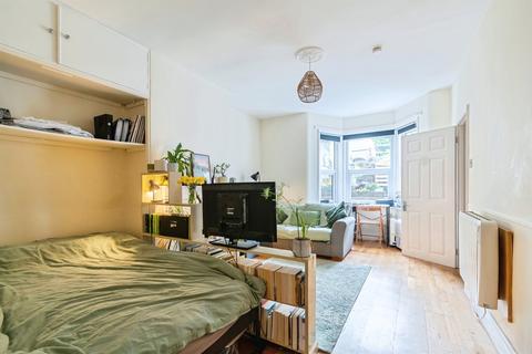undefined, Lower Oldfield Park, Bath