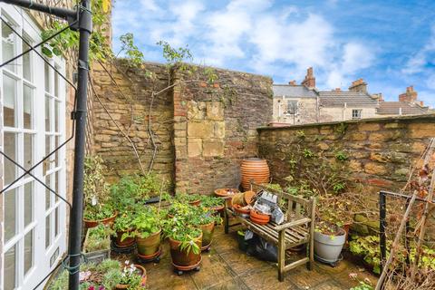 undefined, Belvedere, Bath
