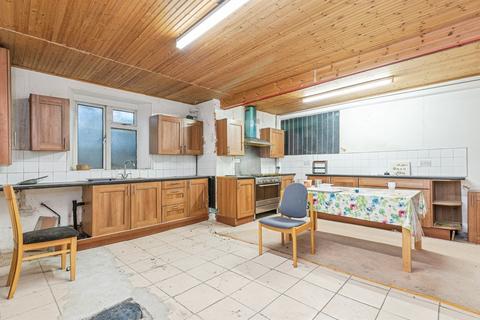 undefined, Whites View, Bradford