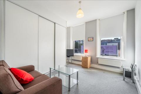 Studio to rent, North End Road, London, W14