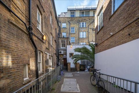 Studio to rent, North End Road, London, W14