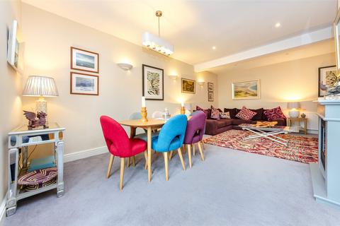 2 bedroom terraced house for sale, Mostyn Avenue, Llandudno, Conwy, LL30