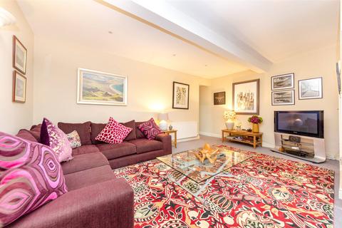2 bedroom terraced house for sale, Mostyn Avenue, Llandudno, Conwy, LL30