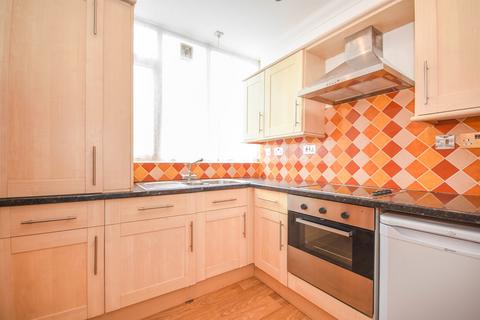 1 bedroom flat for sale, Crown Street, Brentwood