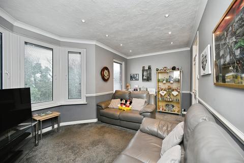 2 bedroom flat for sale, Bear Road, Brighton