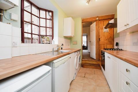 2 bedroom terraced house for sale, Chase Road, Brentwood