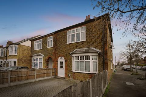 4 bedroom semi-detached house for sale, Warescot Road, Brentwood