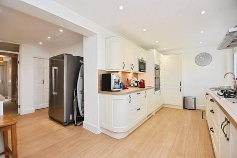 4 bedroom semi-detached house for sale, Glovers Field, Kelvedon Hatch, Brentwood