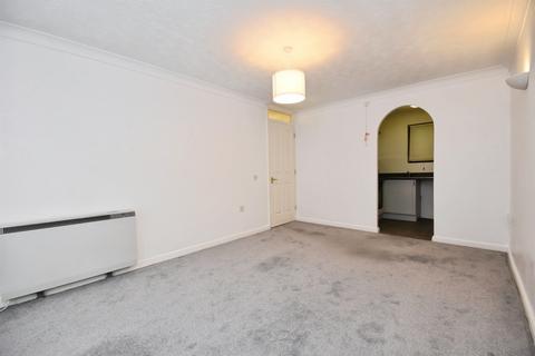 1 bedroom apartment for sale, Eastfield Road, Brentwood
