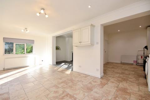 3 bedroom detached house for sale, Ingrave Road, Brentwood