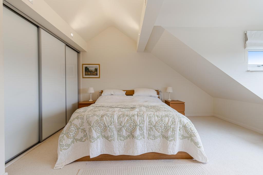 12 Main Bedroom