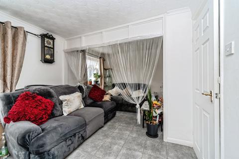 3 bedroom flat for sale, Williamson Road, Kempston, BEDFORD