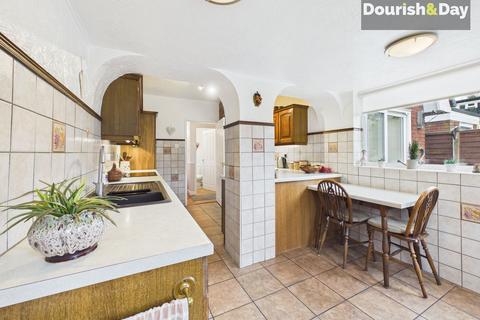 3 bedroom detached house for sale, Oakley Close, Stafford ST19