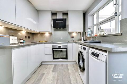 2 bedroom end of terrace house for sale, Gunstock Close, Sutton Coldfield, B74 2DL