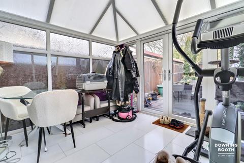 2 bedroom end of terrace house for sale, Gunstock Close, Sutton Coldfield, B74 2DL