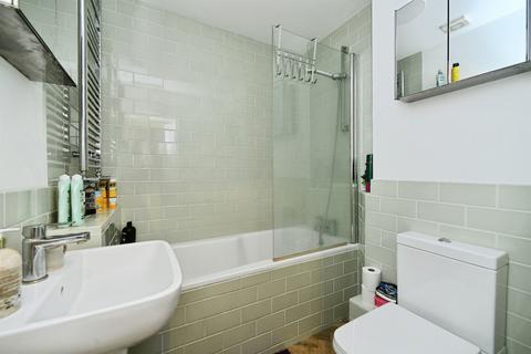 1 bedroom apartment for sale, Rochester Gardens, Hove