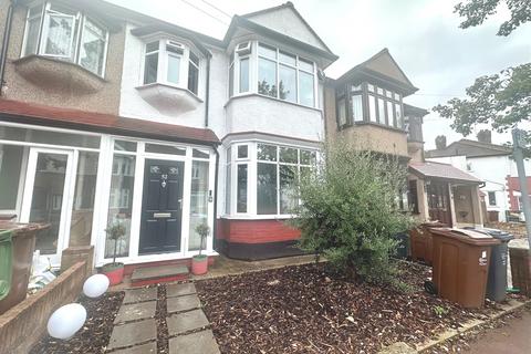Oulton Crescent, Barking