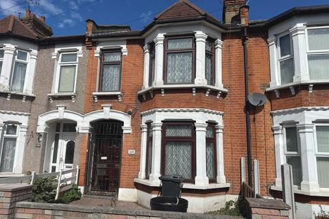 2 bedroom terraced house for sale, Kingston Road, Ilford