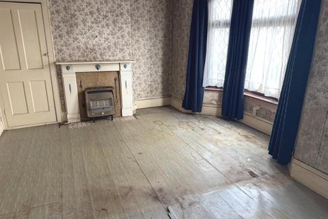 2 bedroom terraced house for sale, Kingston Road, Ilford