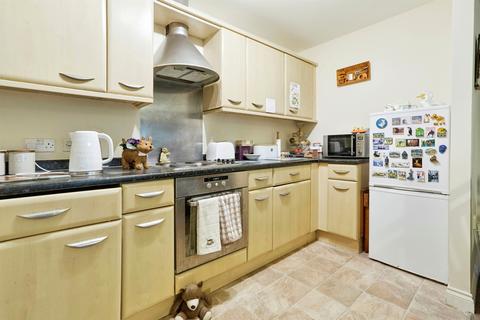 2 bedroom apartment for sale, Merchants Court, Bingley BD16