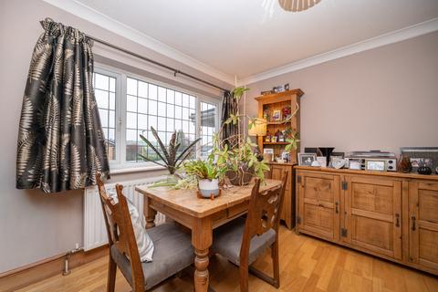 5 bedroom detached house for sale, Fieldway, Berkhamsted