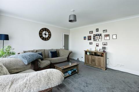 3 bedroom ground floor flat for sale, Upper Sea Road, Bexhill-On-Sea