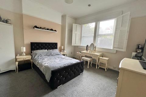 2 bedroom ground floor flat for sale, Dorset Road, Bexhill-On-Sea