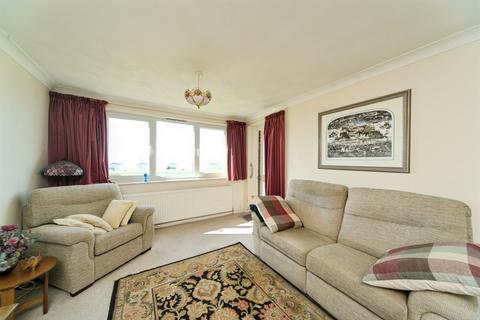 2 bedroom ground floor flat for sale, De La Warr Parade, Bexhill-On-Sea
