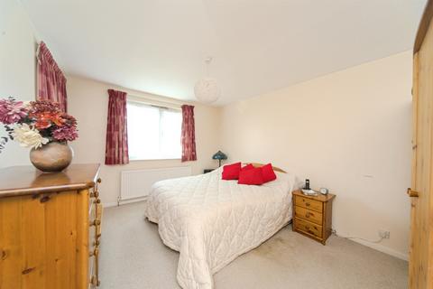 2 bedroom ground floor flat for sale, De La Warr Parade, Bexhill-On-Sea