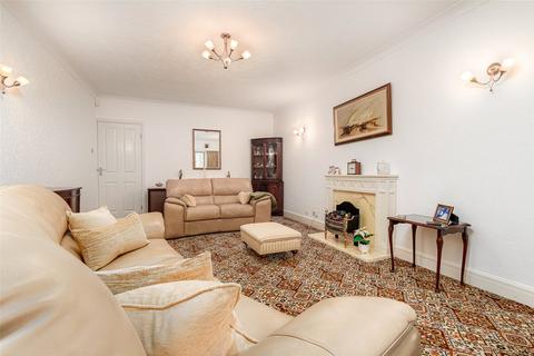 3 bedroom bungalow for sale, North Rise, Cardiff, CF14