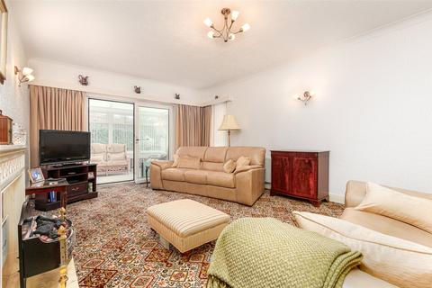 3 bedroom bungalow for sale, North Rise, Cardiff, CF14