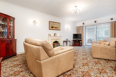 3 bedroom bungalow for sale, North Rise, Cardiff, CF14